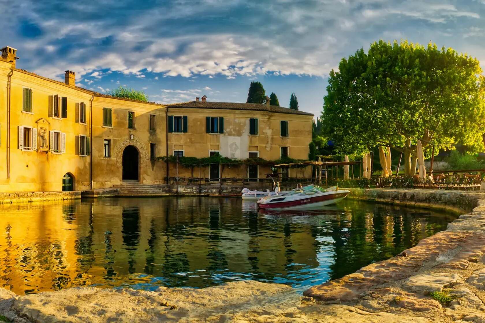 Italia, Scambio di case di lusso