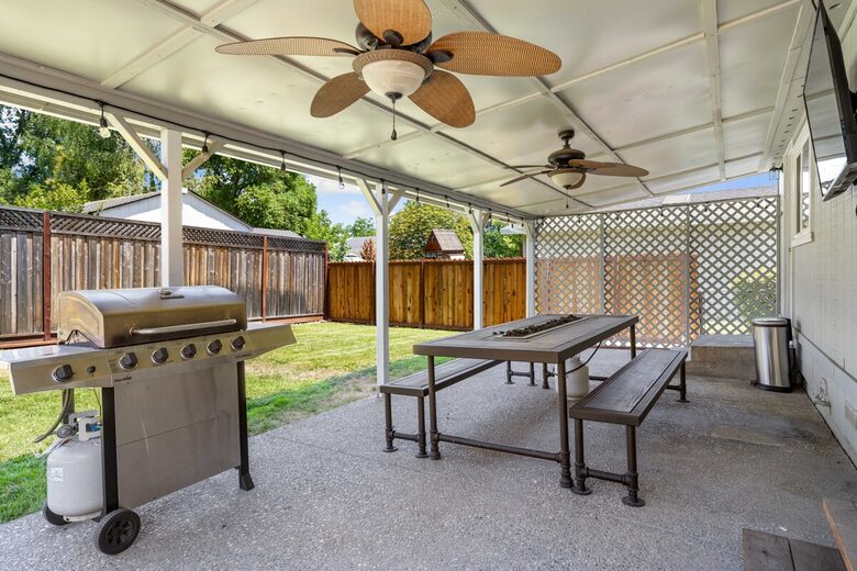 Charming 2-bedroom cottage in the heart of Loomis - Loomis, California