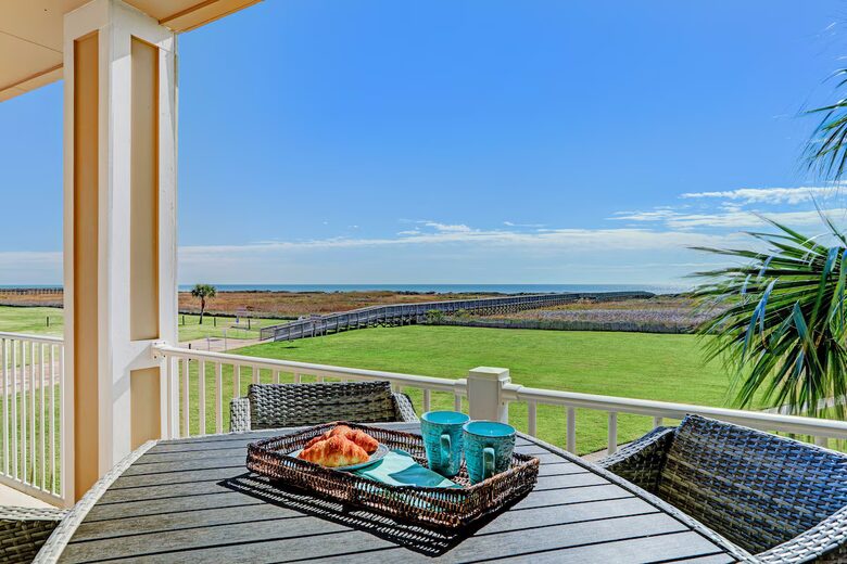 Gulf-front Luxe | Panoramic Views & Resort Amenities at Pointe West - Galveston, Texas