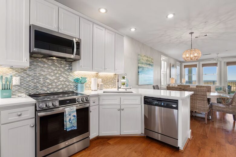 Gulf-front Luxe | Panoramic Views & Resort Amenities at Pointe West - Galveston, Texas