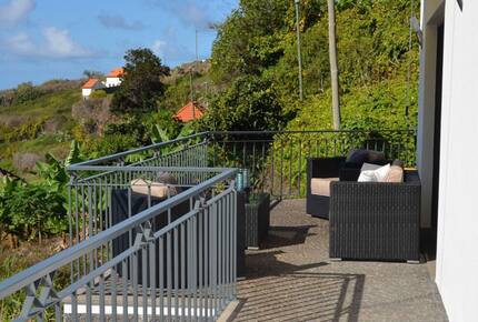 Clifftop Elegance with Endless Sea Views - Calheta, Portugal