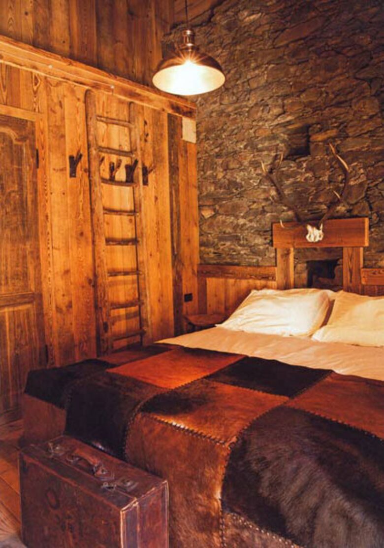 Alpine Haven on the Italian side of the Matterhorn - Cuneaz, Ayas, Italy