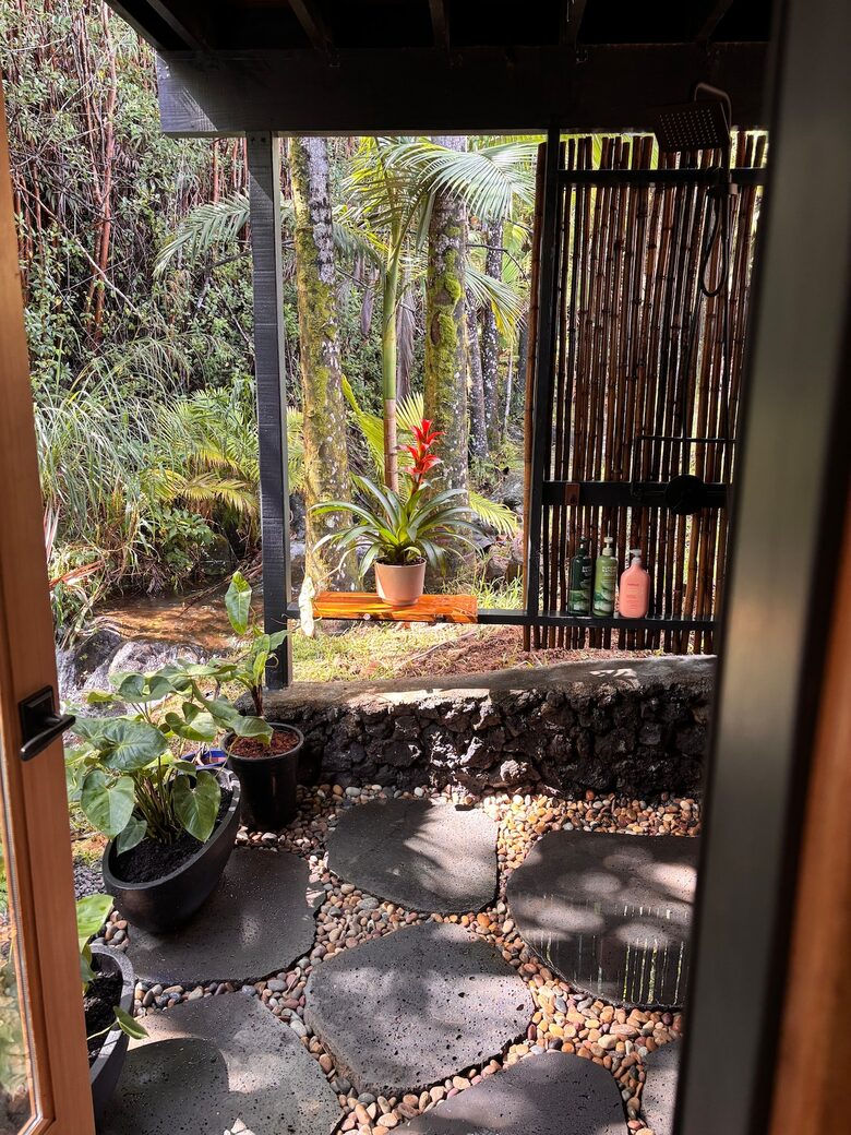 Spring-Fed Serenity | Off-Grid Luxury on the Hāmākua Coast - Hakalau, Hawaii