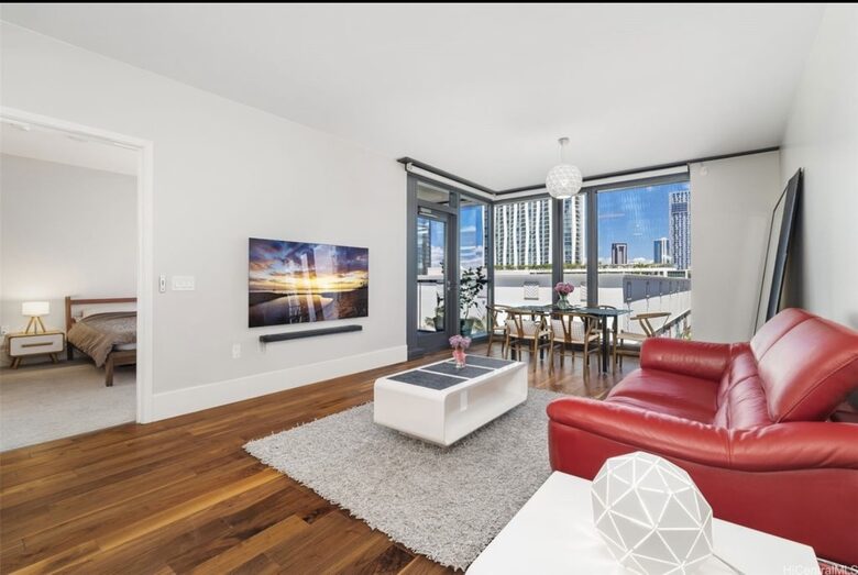 Kakaʻako Living- Best location! - Honolulu, Hawaii