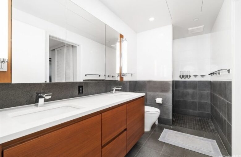 Kakaʻako Living- Best location! - Honolulu, Hawaii