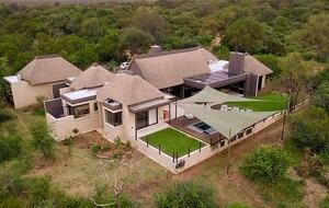 Bush House Zandspruit - Hoedspruit, South Africa