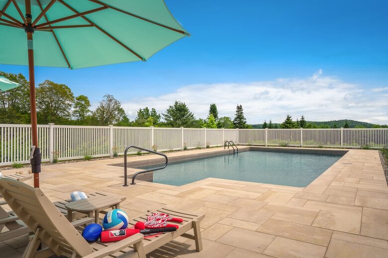 Vermont Country Estate with Pool and Tennis Court - Wilmington, Vermont