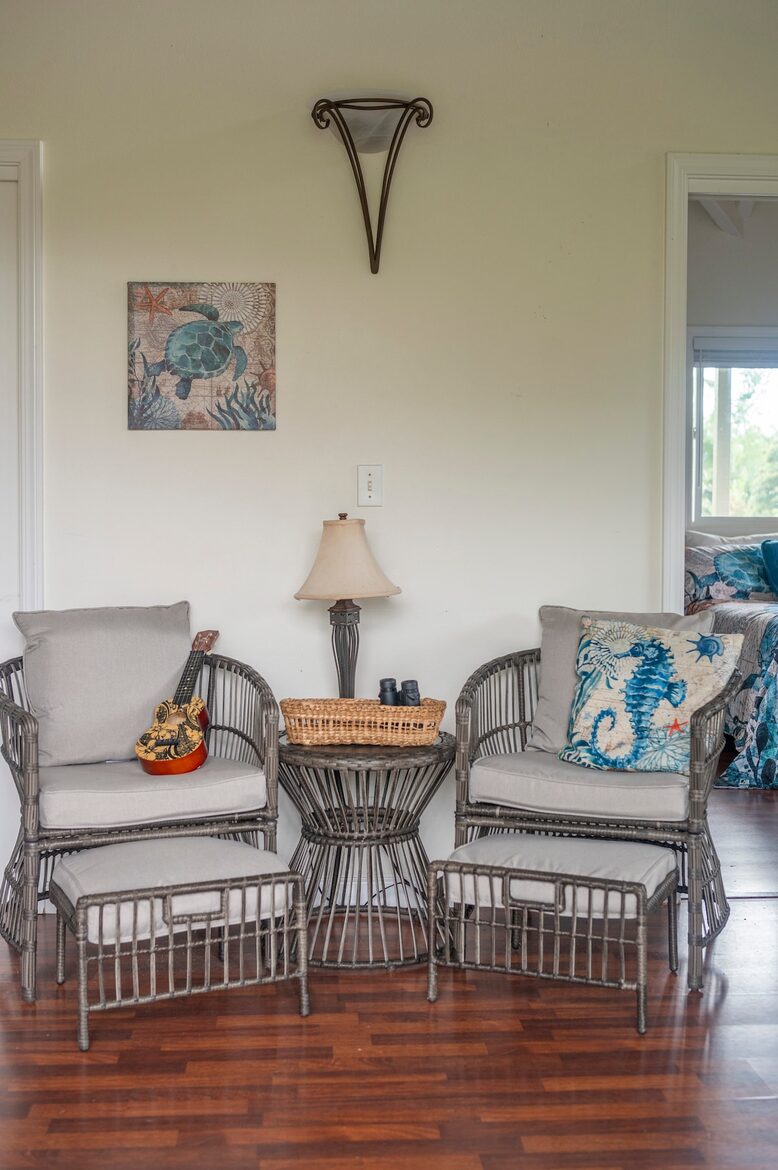 Ocean View Retreat Steps from the Beach - Captain Cook, Hawaii
