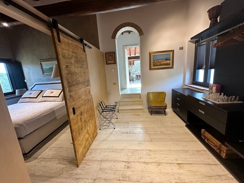 An Elegant Tuscan Villa in the Heart of Chianti - Barberino Tavarnelle, Italy