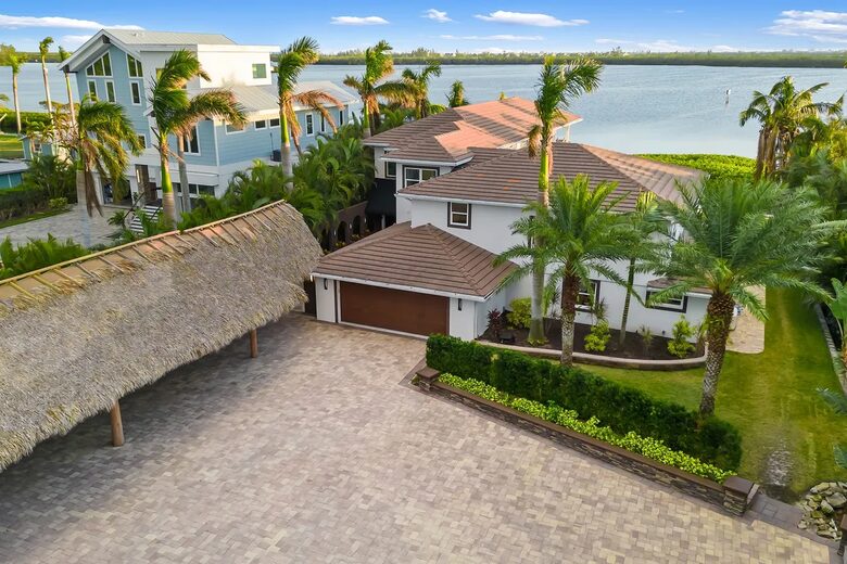 Waterfront Bradenton Home with Heated Pool - Bradenton, Florida