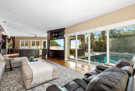 Waterfront Bradenton Home with Heated Pool - Bradenton, Florida