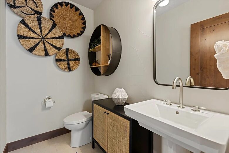Five-Bedroom Alpine Escape with Forest Views & Resort Amenities - Silverthorne, Colorado