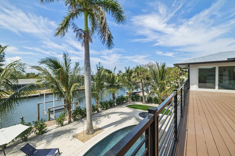 Waterfront Grandeur on Anna Maria - Holmes Beach, Florida