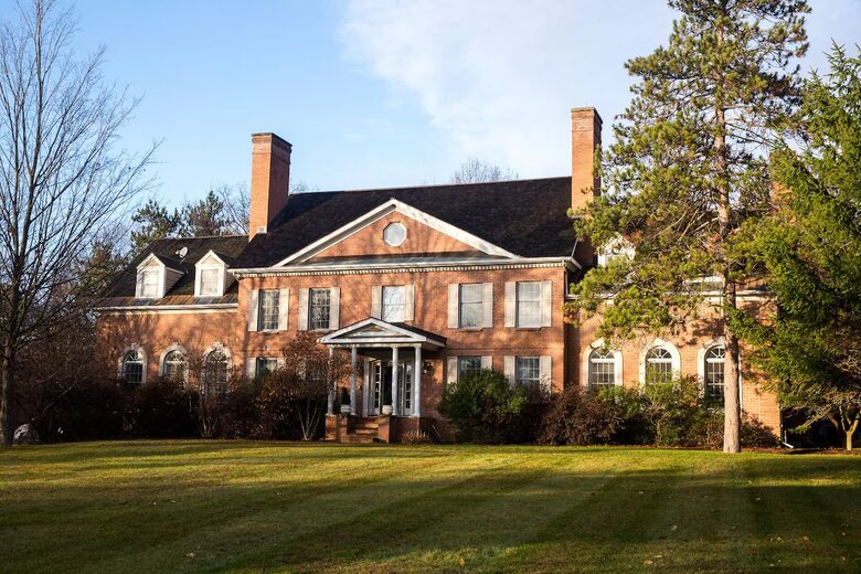 Bellavista Country Estate | A Private 60-Acre Hudson Valley Sanctuary - Old Chatham, New York