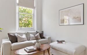 A Garden Square Apartment in the Heart of Kensington & Chelsea - Greater London, United Kingdom