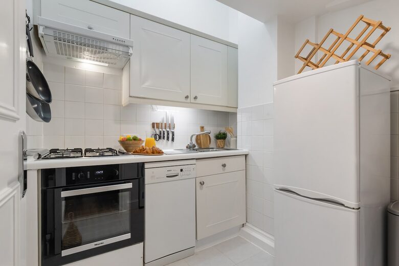A Garden Square Apartment in the Heart of Kensington & Chelsea - Greater London, United Kingdom