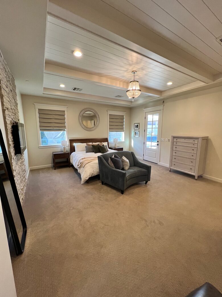 Master Bedroom with King size Bed