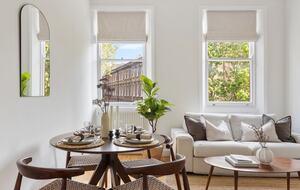 A Garden Square Apartment in the Heart of Kensington & Chelsea - Greater London, United Kingdom