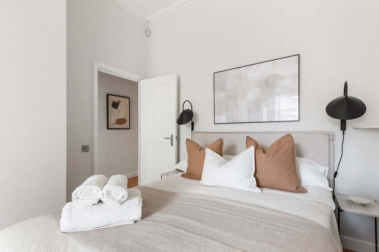 A Garden Square Apartment in the Heart of Kensington & Chelsea - Greater London, United Kingdom