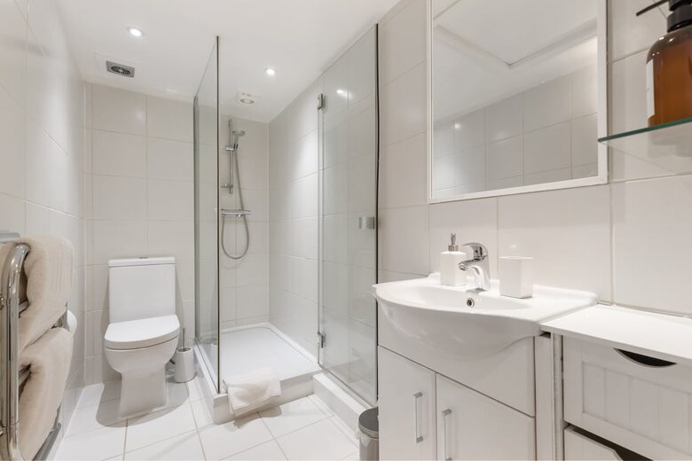 A Garden Square Apartment in the Heart of Kensington & Chelsea - Greater London, United Kingdom