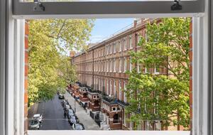 A Garden Square Apartment in the Heart of Kensington & Chelsea - Greater London, United Kingdom