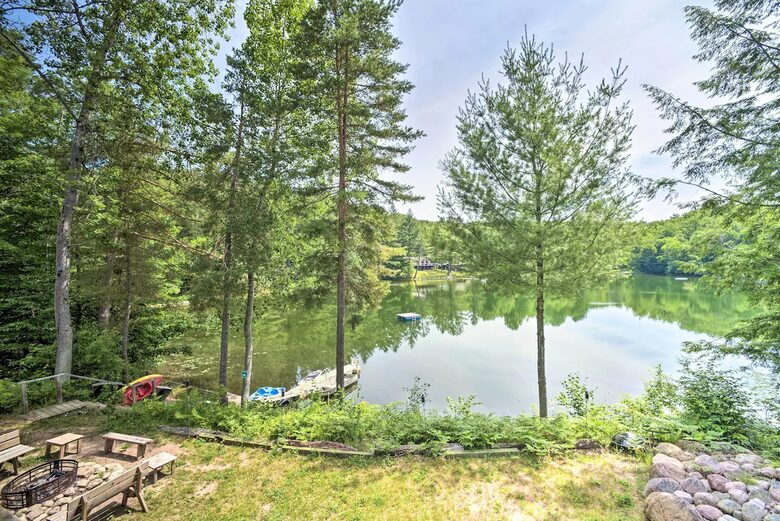 Quiet Waters Adirondack Retreat - Glenfield, New York