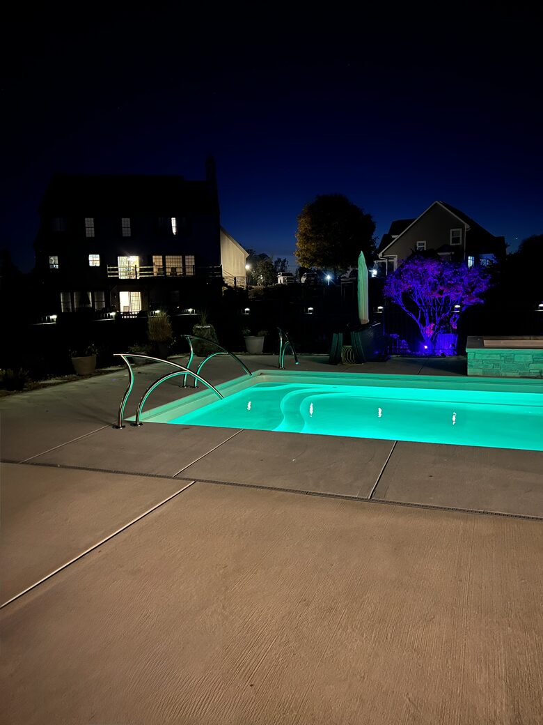 Fox Lake Village Retreat with Saltwater Pool & Spa - Waukesha, Wisconsin
