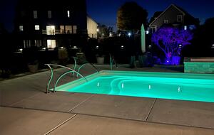 Fox Lake Village Retreat with Saltwater Pool & Spa - Waukesha, Wisconsin