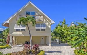 Canal-Front Keys Retreat Near Sombrero Beach - Marathon, Florida