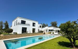 Sotogrande Sanctuary with Pool Cabana & Club Access - San Roque, Spain
