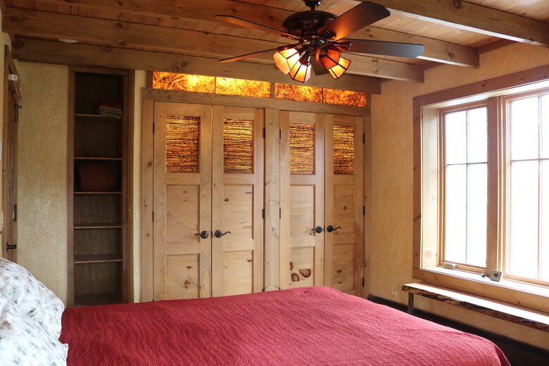 Bedroom closet - lighting details