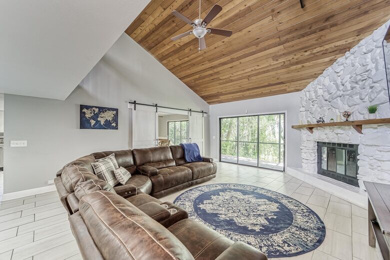 Relaxed Riverside Home with Private Dock and Balcony - Tampa, Florida