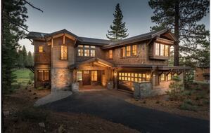 A Refined Tahoe Escape on the Fairway - Truckee, California