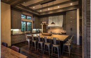 A Refined Tahoe Escape on the Fairway - Truckee, California
