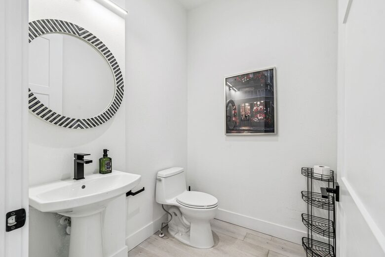 Warehouse Arts District Industrial Chic Townhome - St. Petersburg, Florida