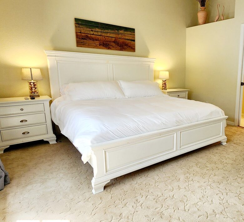 Serene Florida Retreat in a Gated Community - Naples, Florida
