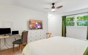 A Peaceful Mountain Getaway in the Heart of Lake Lure - Lake Lure, North Carolina