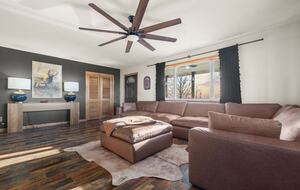 Hilltop Ozark Retreat with Panoramic Sunset Views - Theodosia, Missouri