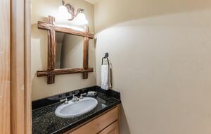 River Run Family Retreat Near Palisades Tahoe - Alpine Meadows, California