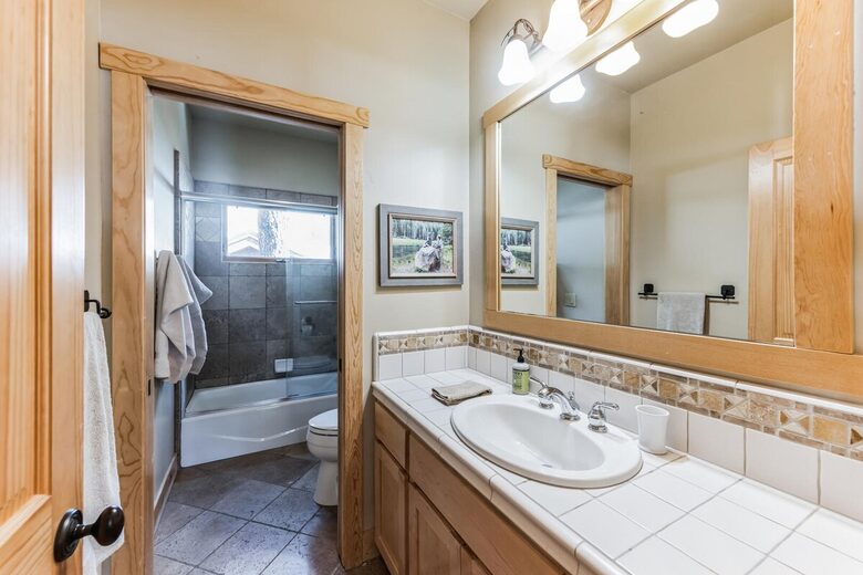 River Run Family Retreat Near Palisades Tahoe - Alpine Meadows, California