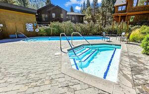 River Run Family Retreat Near Palisades Tahoe - Alpine Meadows, California