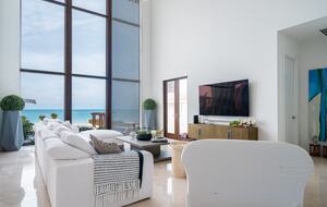 Ocean Pearl | A Refined Bimini Retreat - Alice Town, Bahamas