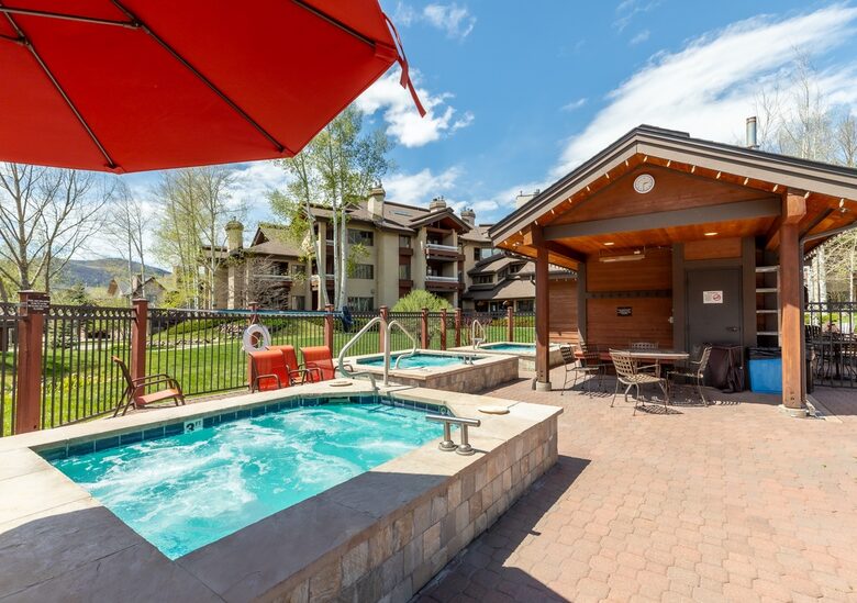 Spacious Trappeur’s Lodge Retreat Near Steamboat Base Area - Steamboat Springs, Colorado