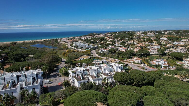 Refined Algarve Coastal Apartment - Almancil, Portugal