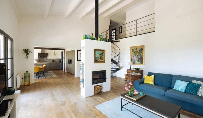 Sea-View Villa Above the Gulf of Saint-Tropez - Les Issambres, France