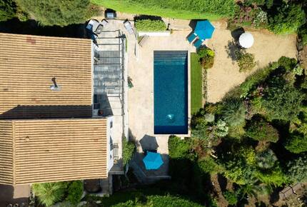 Sea-View Villa Above the Gulf of Saint-Tropez - Les Issambres, France