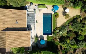 Sea-View Villa Above the Gulf of Saint-Tropez - Les Issambres, France