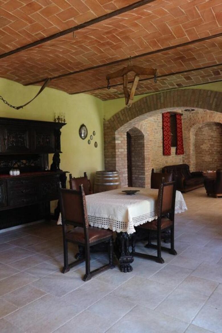 Piedmont Countryside Villa with Pool - Calosso, Italy