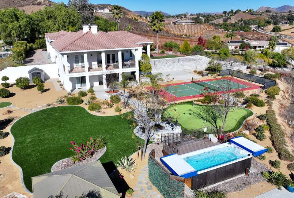 Luxury Wine Country Retreat with Gorgeous Panoramic Views - Temecula, California