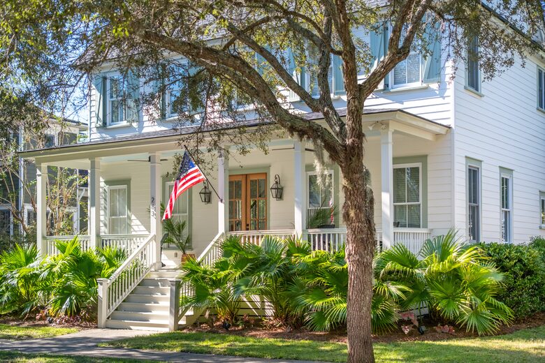 Coastal Luxury Home in the Heart of Daniel Island - Daniel Island, South Carolina
